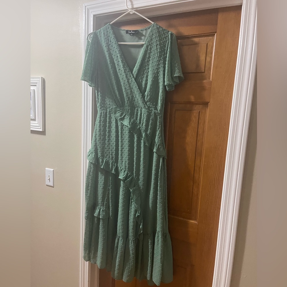 Lulus swing dress, size small, like new, worn once, smoke free, pet free home